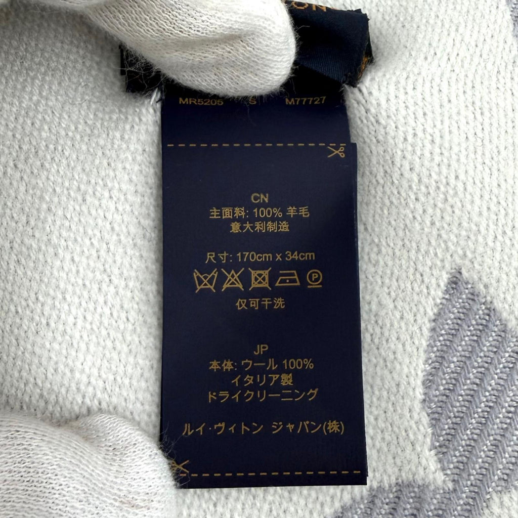 Excellent LOUIS VUITTON Scarf LV Essential Scarf Monogram fringe wool M77727